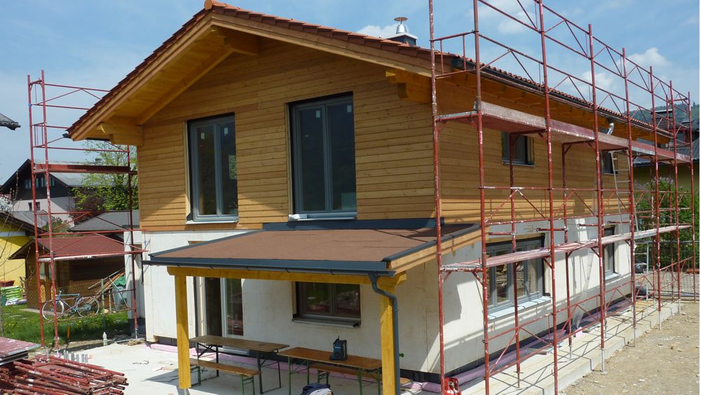 einfamilienhaus_modulhaus_kuchl_seitenansicht